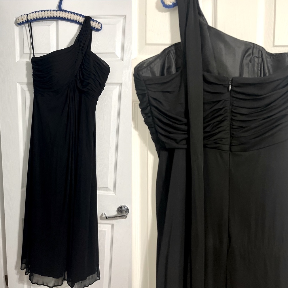 Black bridesmaids dress. ✨🖤